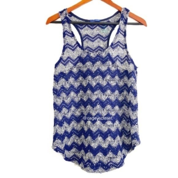 Sweet Claire Tops - Sweet Claire Knit Chevron Blue White Tank Top L
